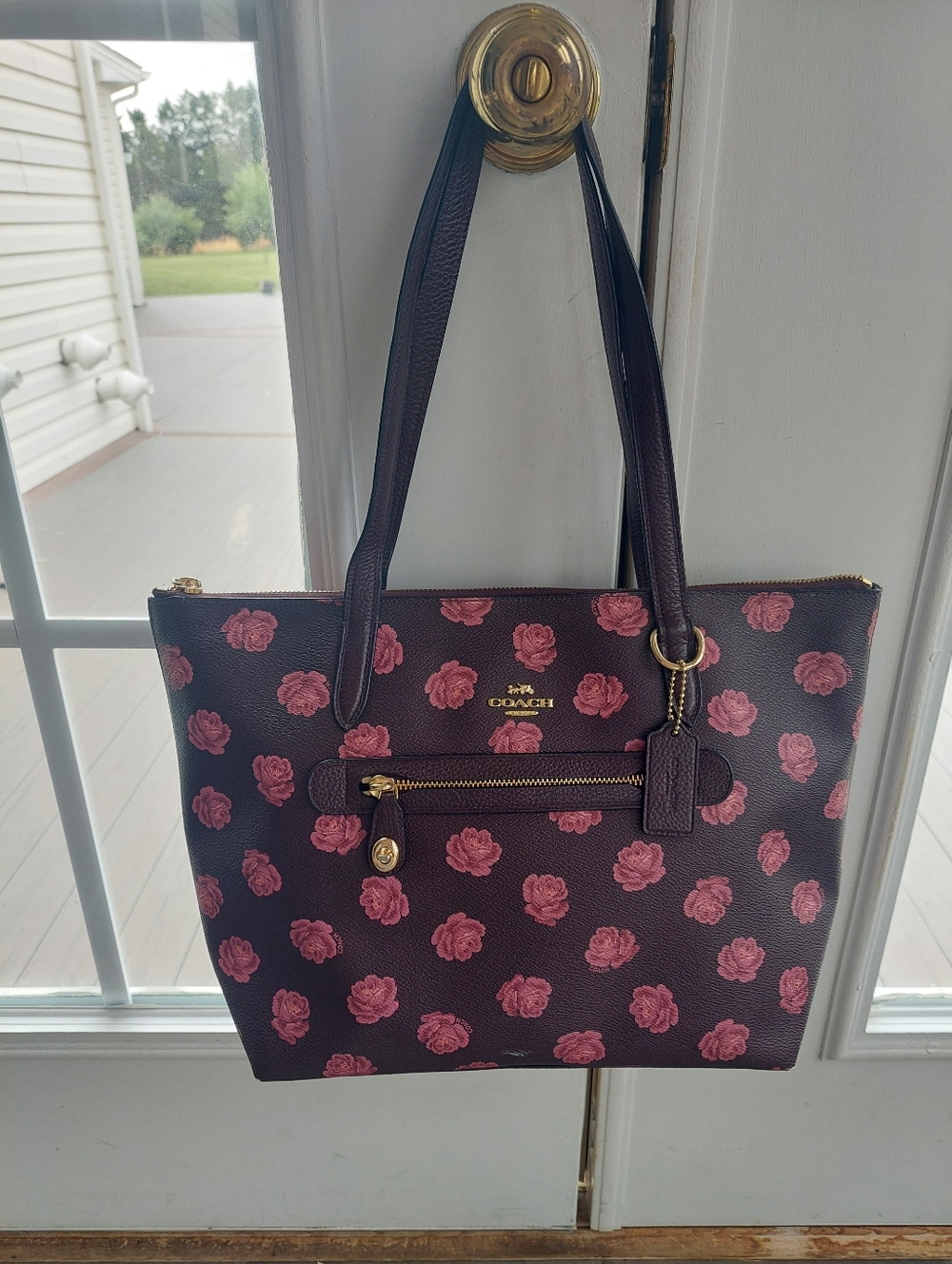 Coach Plum Tote and Matching Wallet with Pink Rose Print - Picture 2 of 12
